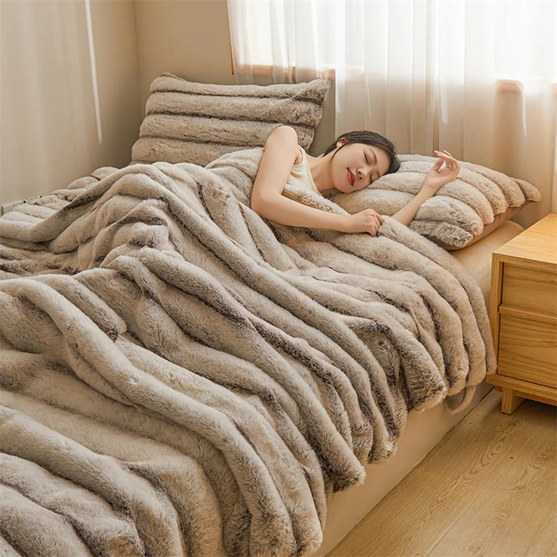 Ultra Soft Luxury Flffy Faux Rabbit Fur Blanket, Thick Winter Warm Throw Blankets, Plush Cozy Bubble Fleece Blankets Home Decor