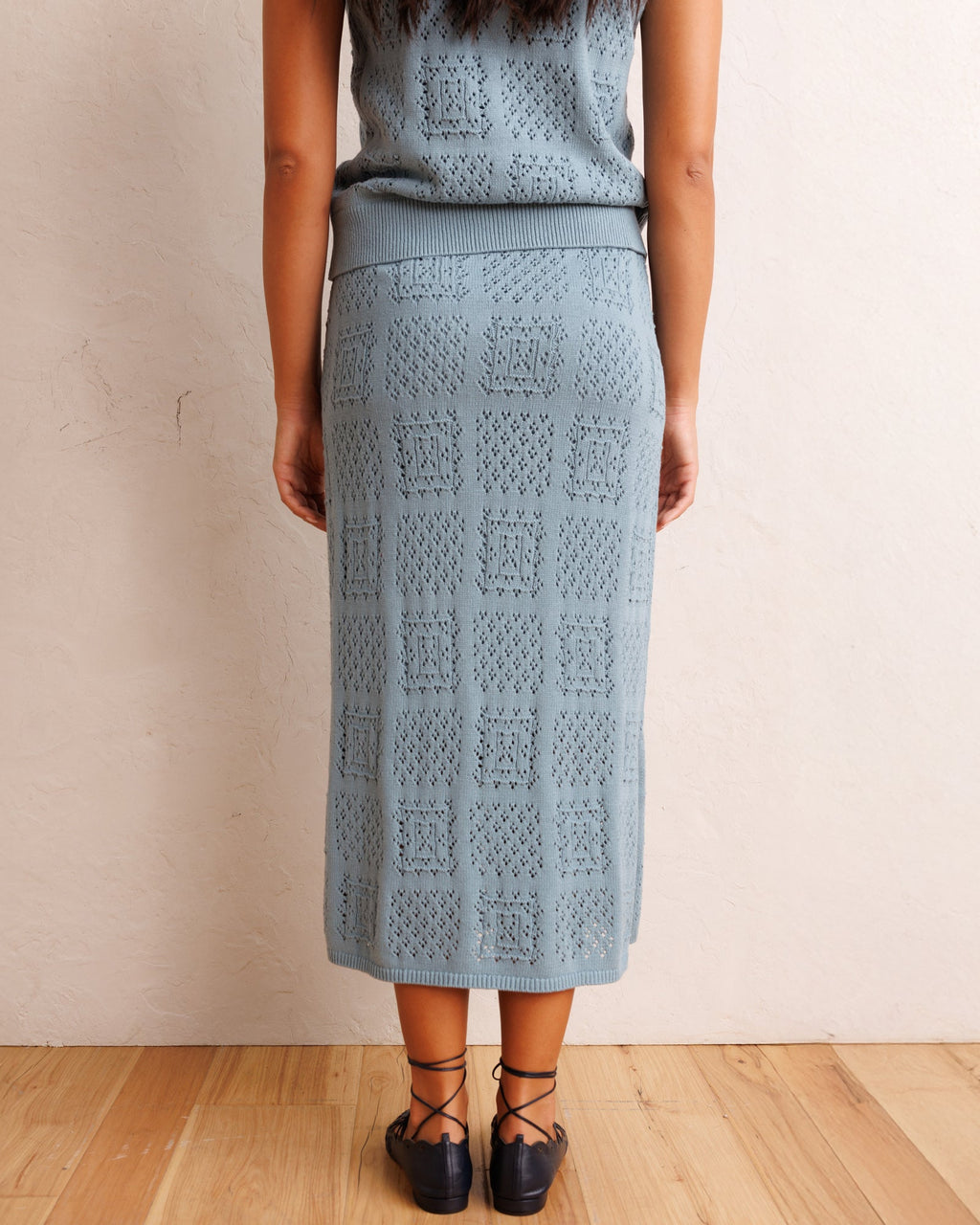 Frame-Worthy Skirt