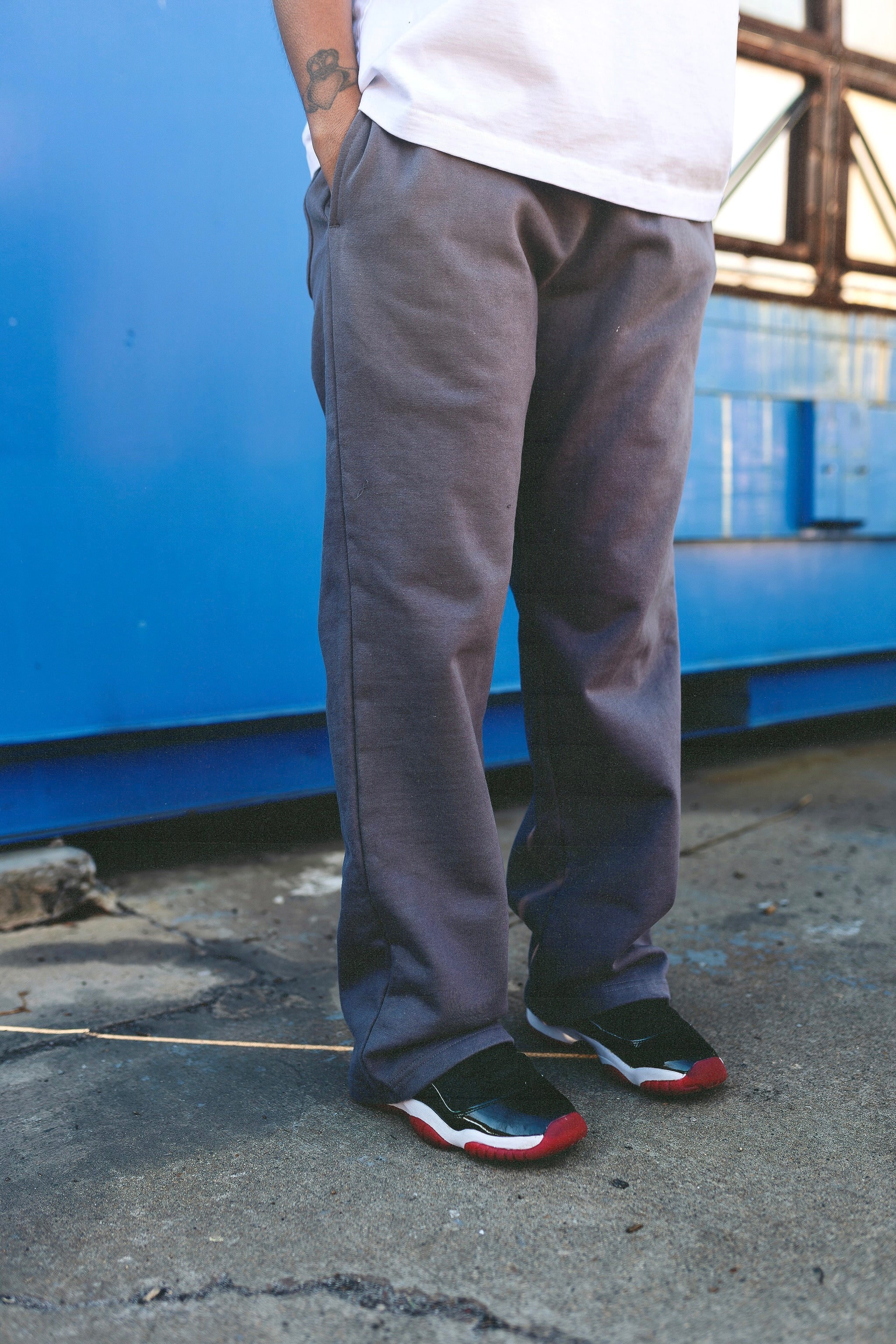 Garment Dye Straight Sweatpants Main image