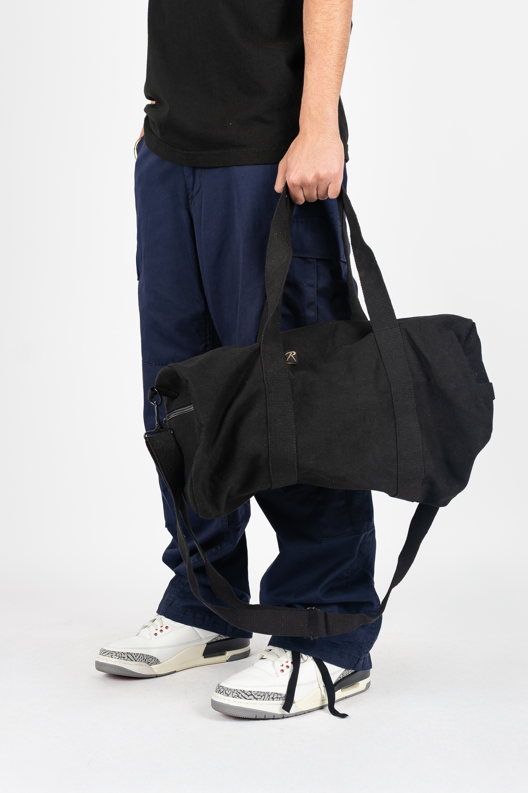 Canvas Shoulder Duffle Bag Secondary image