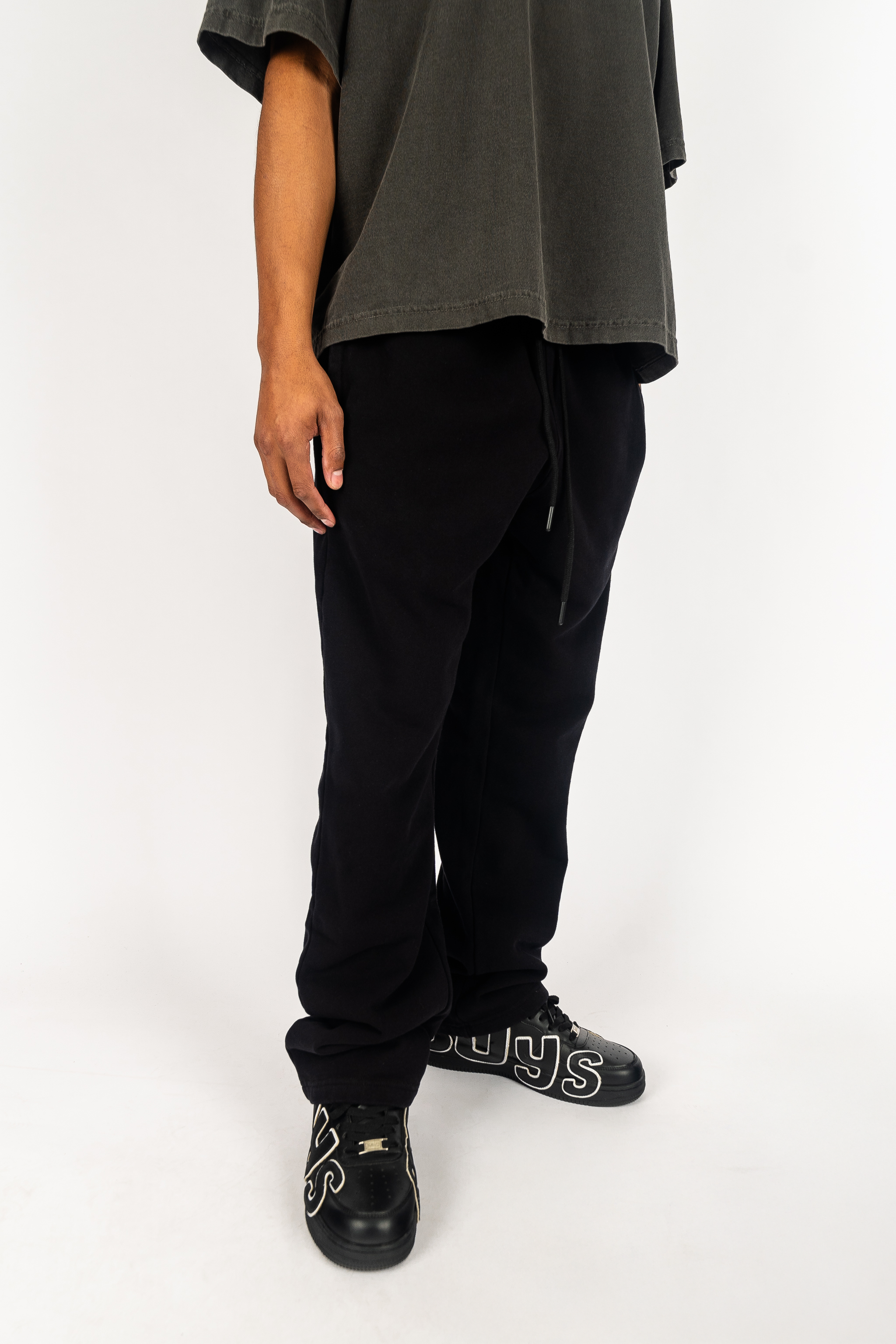 Garment Dye Straight Sweatpants Secondary image