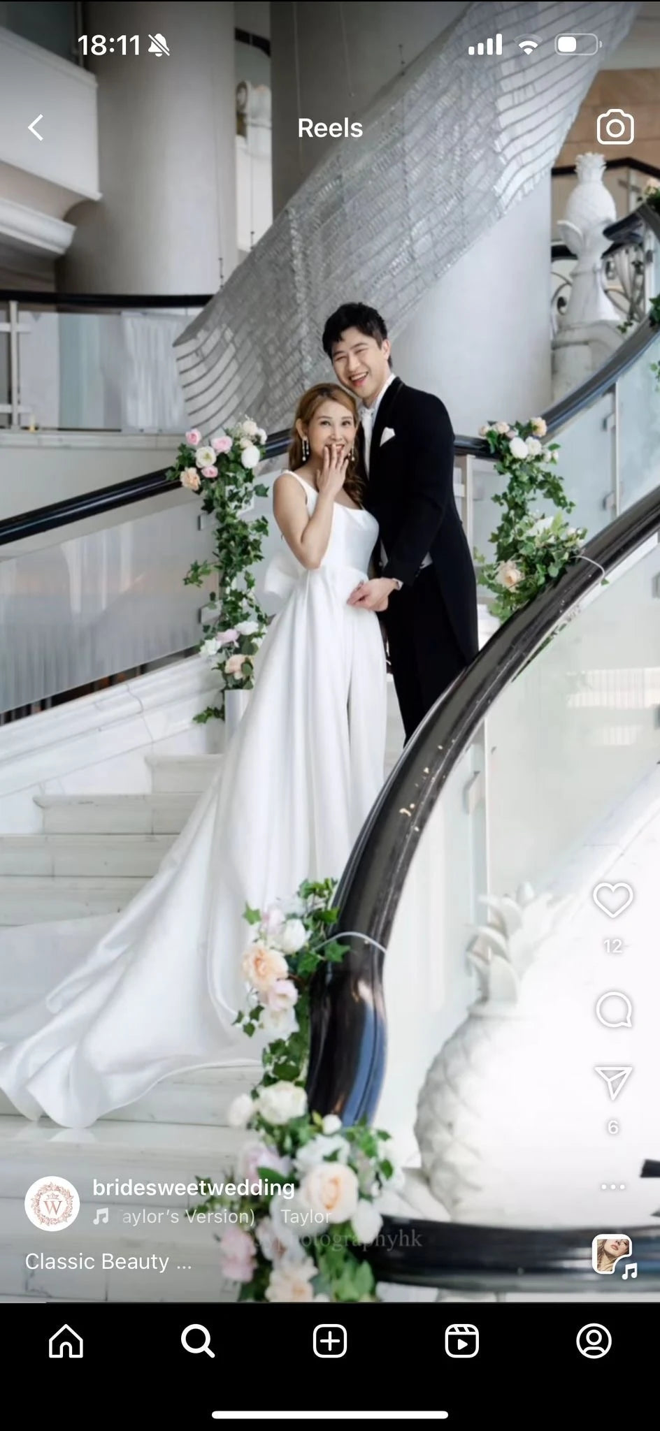 Factory Princess Vintage Short Feather Wedding Dresses Boat Neck Elegant Simple Satin Detachable Train Bridal Gown With Pockets Secondary image