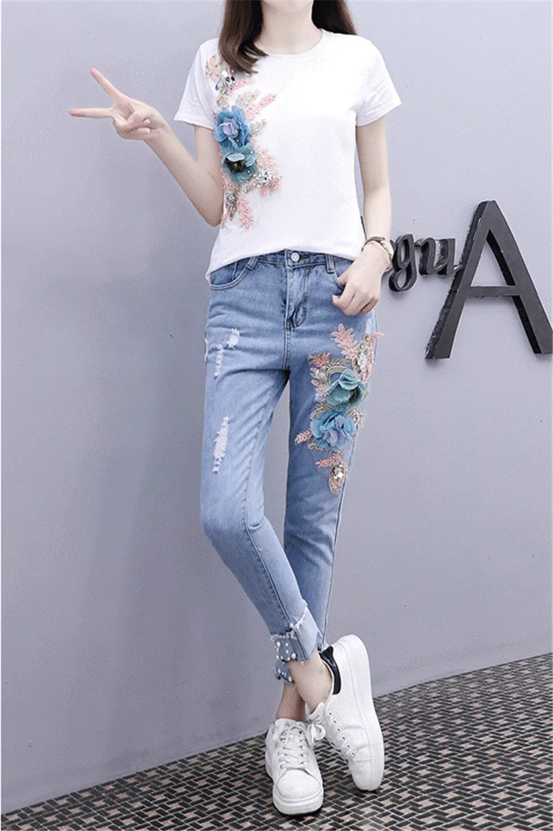 One-Piece/Set 2025 & 2026 Summer New Women Denim Pants Beaded Embroidery Short-Sleeved + Small Feet Hole Jeans Female Two-Piece Suit425