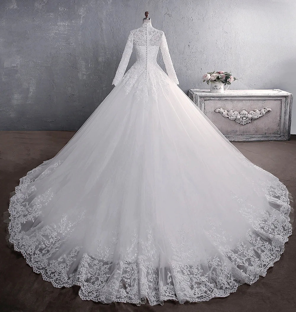 Muslim Wedding Dress 2026 Elegant High Neck With Train Princess Bride Dress Luxury Lace Embroidery Wedding Gown Vestido De Noiva