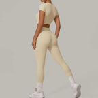 New Style Women Quick-drying Yoga Set High-waisted Butt-lifting Leggings Tight-fitting Top for Running Exercise Fitness Training