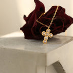Collier Femme Moge Jewelry Small Pearl Bead Inlay 18K Gold Plated Stainless Steel Pearl Cross Necklace for Girls
