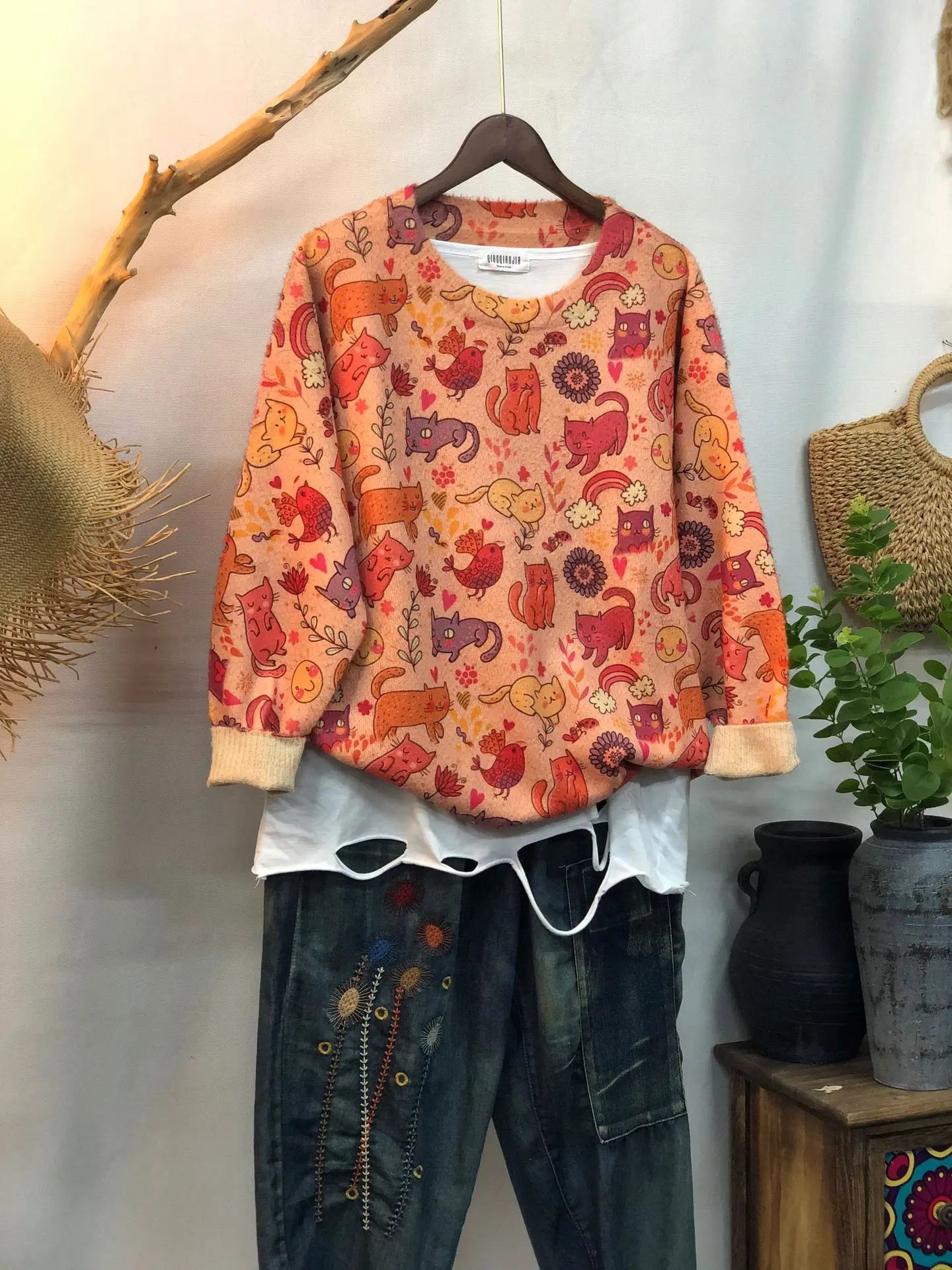 Women's Vintage Floral Heart-Shaped Pattern Print Knit Sweater for Winter Fashionable Clothing Secondary image