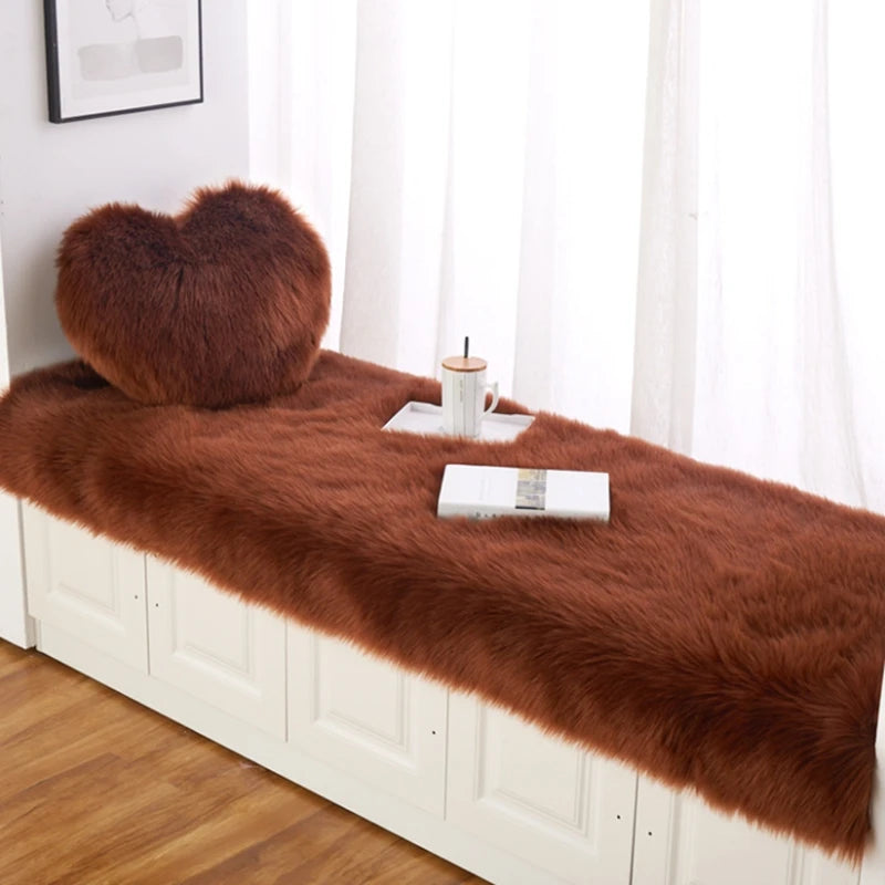 Luxury Imitation Fur Cushion Plush Sofa Carpet Faux Fur Sheepskin Rug Balcony Bay Window Mat Kid's Bedroom Fluffy Blanket White