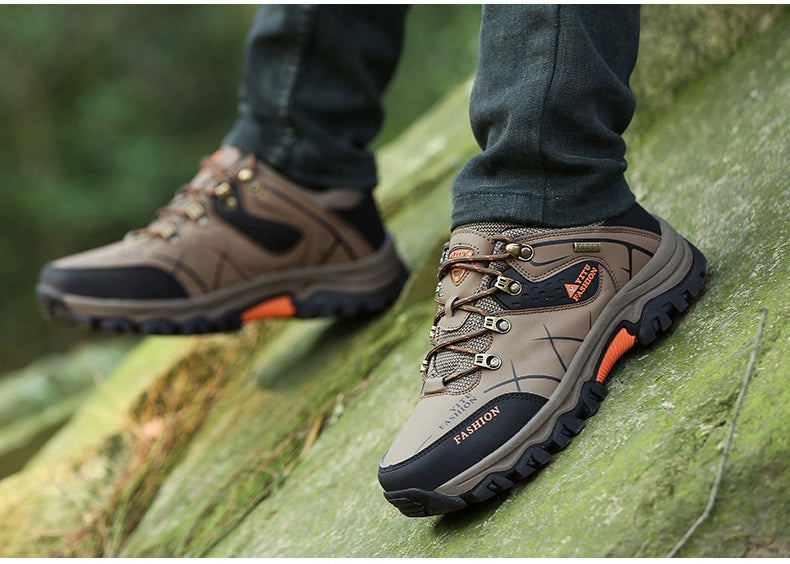 Plus Size Men's Shoes Autumn Sports Waterproof Non Slip Construction Site Work Autumn Fleece Insulated Cotton-Padded Shoes Hiking Labor Protection Fashion Shoes