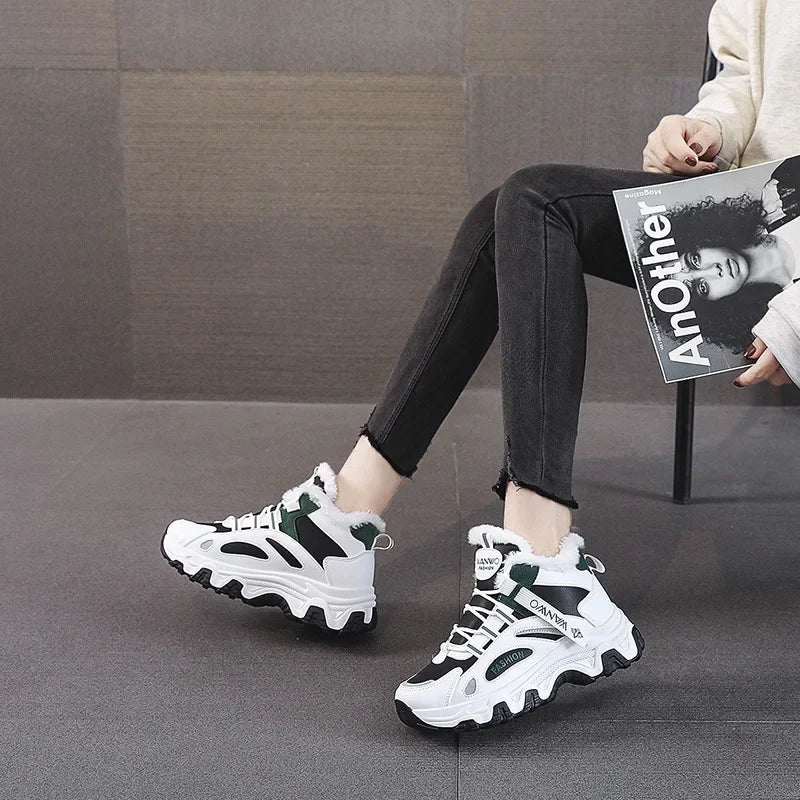 Women's Casual Sneakers Non Slip Comfortable Sports Shoes Women Winter Outdoor Vulcanized Shoes Woman Fleece Walking Trainers Secondary image