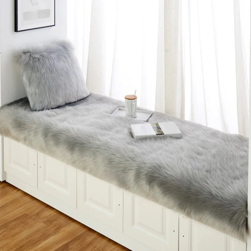 Luxury Imitation Fur Cushion Plush Sofa Carpet Faux Fur Sheepskin Rug Balcony Bay Window Mat Kid's Bedroom Fluffy Blanket White Secondary image