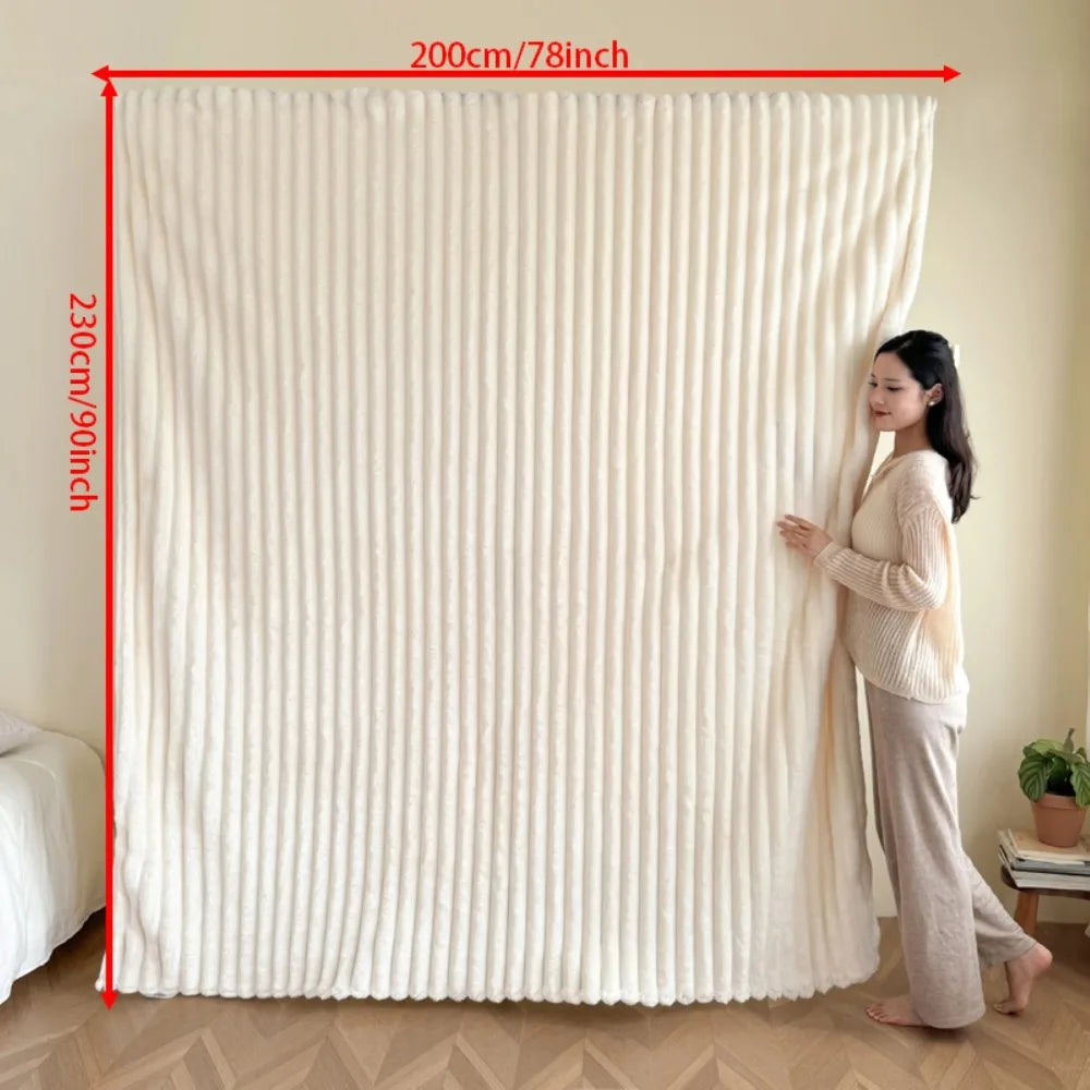 Thickened Material Suitable for Bedroom 1 Piece of Plush Blanket with Wide Terms, Solid Color Multifunctional Flannel Blanket