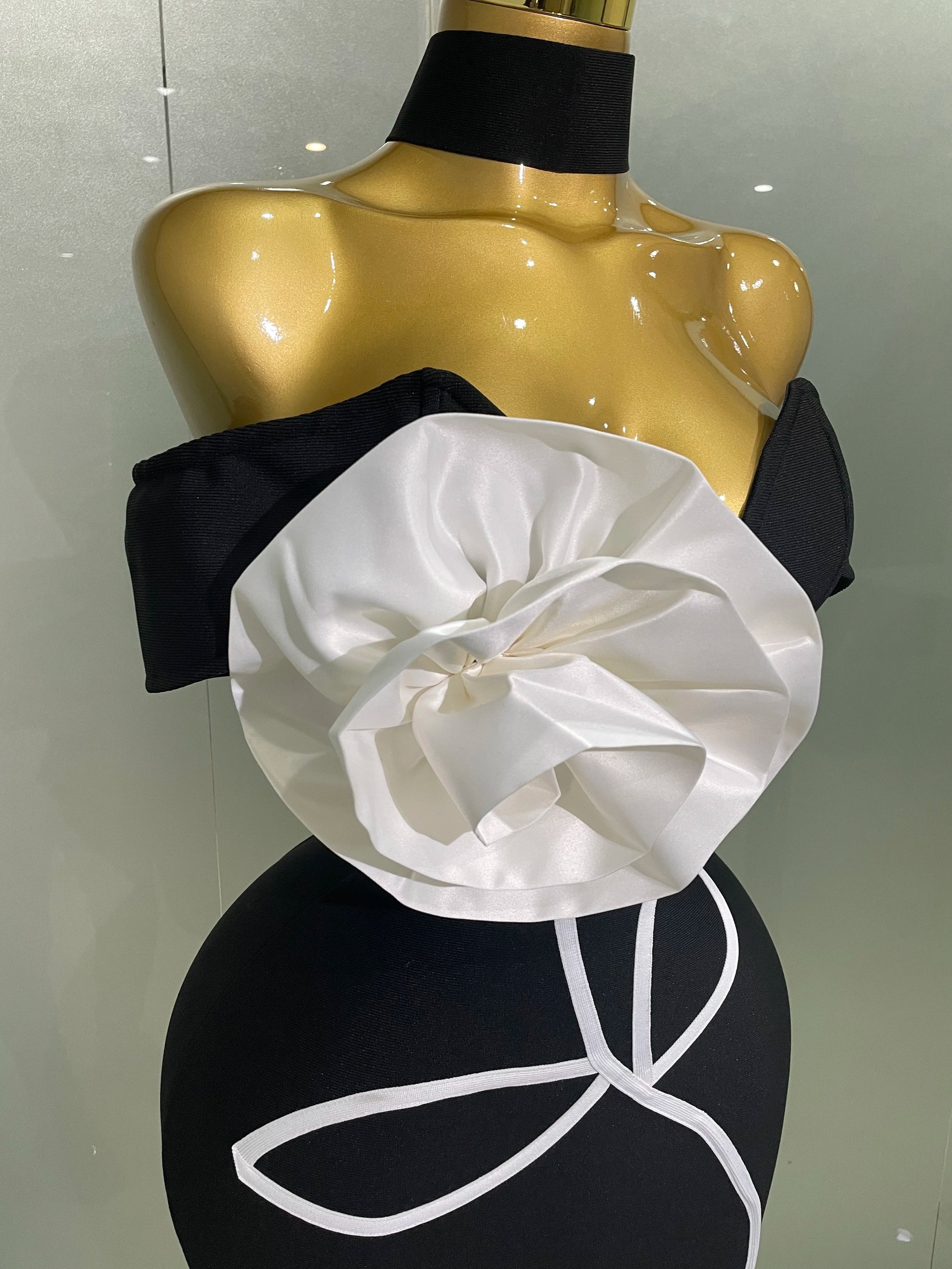 Women 2025 New Sexy Off Shoulder White Flower Black Mini Bodycon Bandage Dress Luxury Celebrity Evening Club Elegant Party Gowns