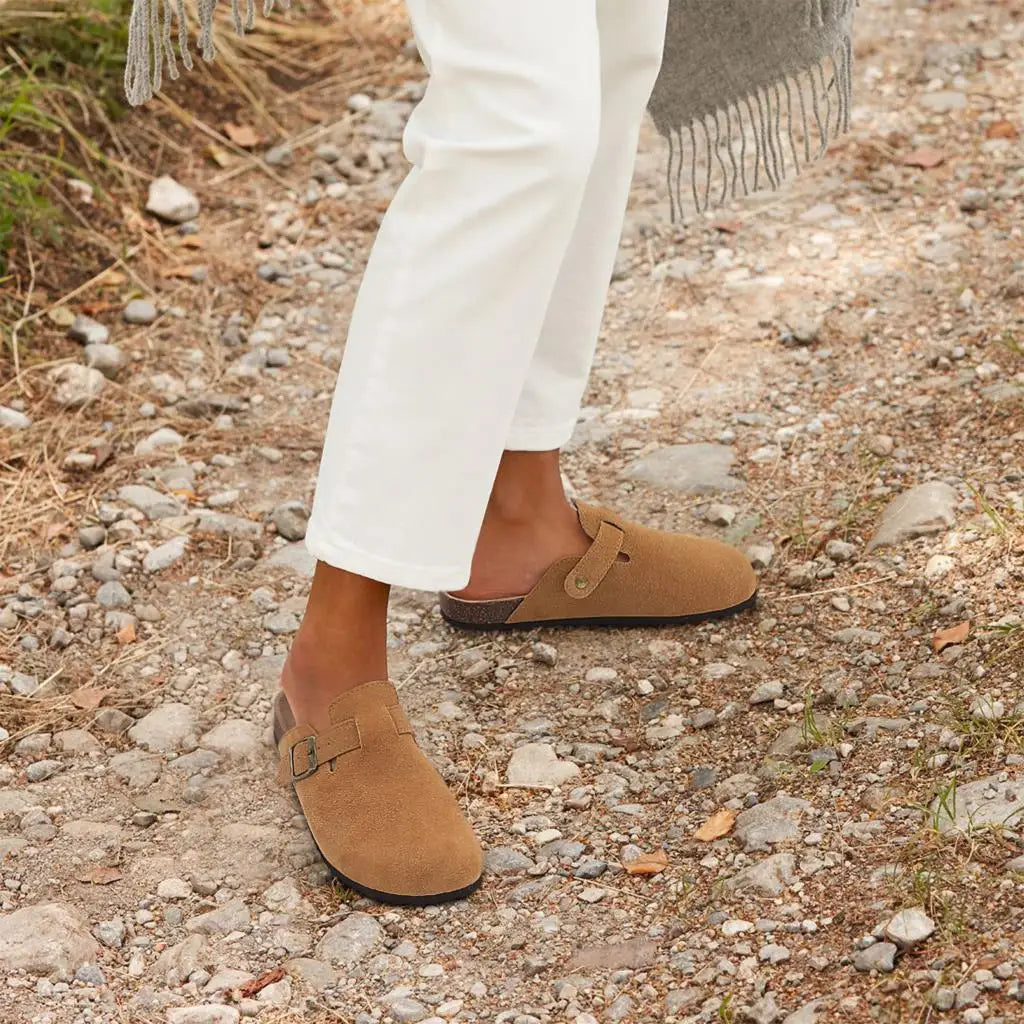 Comwarm Fashion Men's Suede Mules Slippers New Women Clogs Cork Insole Sandals With Arch Support Outdoor Beach Slides Home Shoes