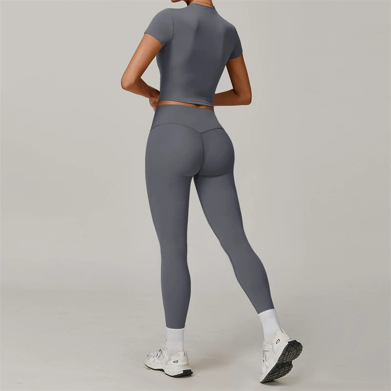 2-Piece Yoga Set – Crop Top & High Waist Leggings
