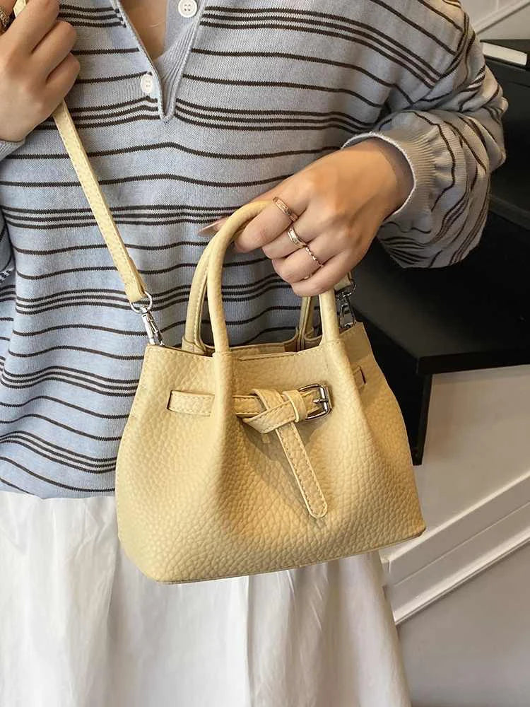 Fashion Red Bucket handbags Korean Casual Simple One Shoulder Bags Summer Female Temperament Versatile PU Crossbody Bag Secondary image