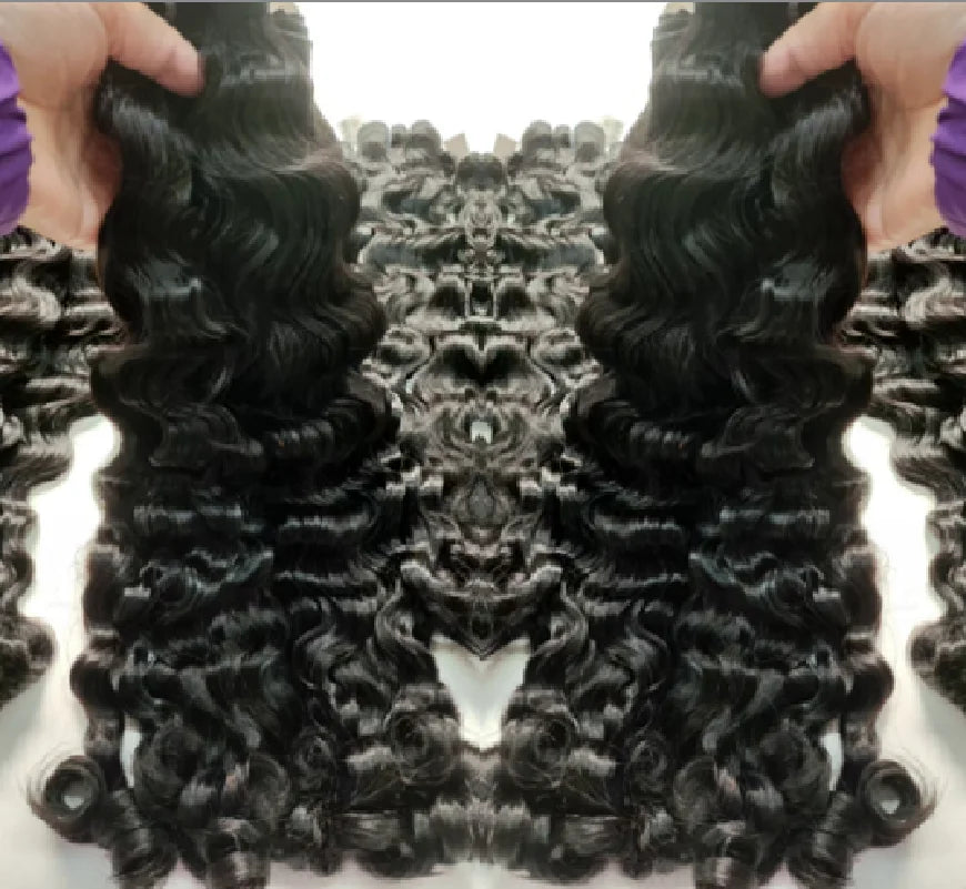 Raw Loose Curly Bundles Indian Human Hair 12A Grade Cuticle Aligned Wavy Human Hair Extensions Weft Big Spiral Curl Hair Bundle