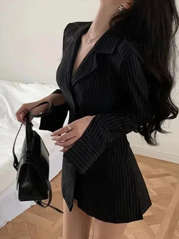 Striped Shirts for Women Turn-down Collar Long Sleeve Blouses Spring 2025 New Fashion Single Breasted Female Shirts