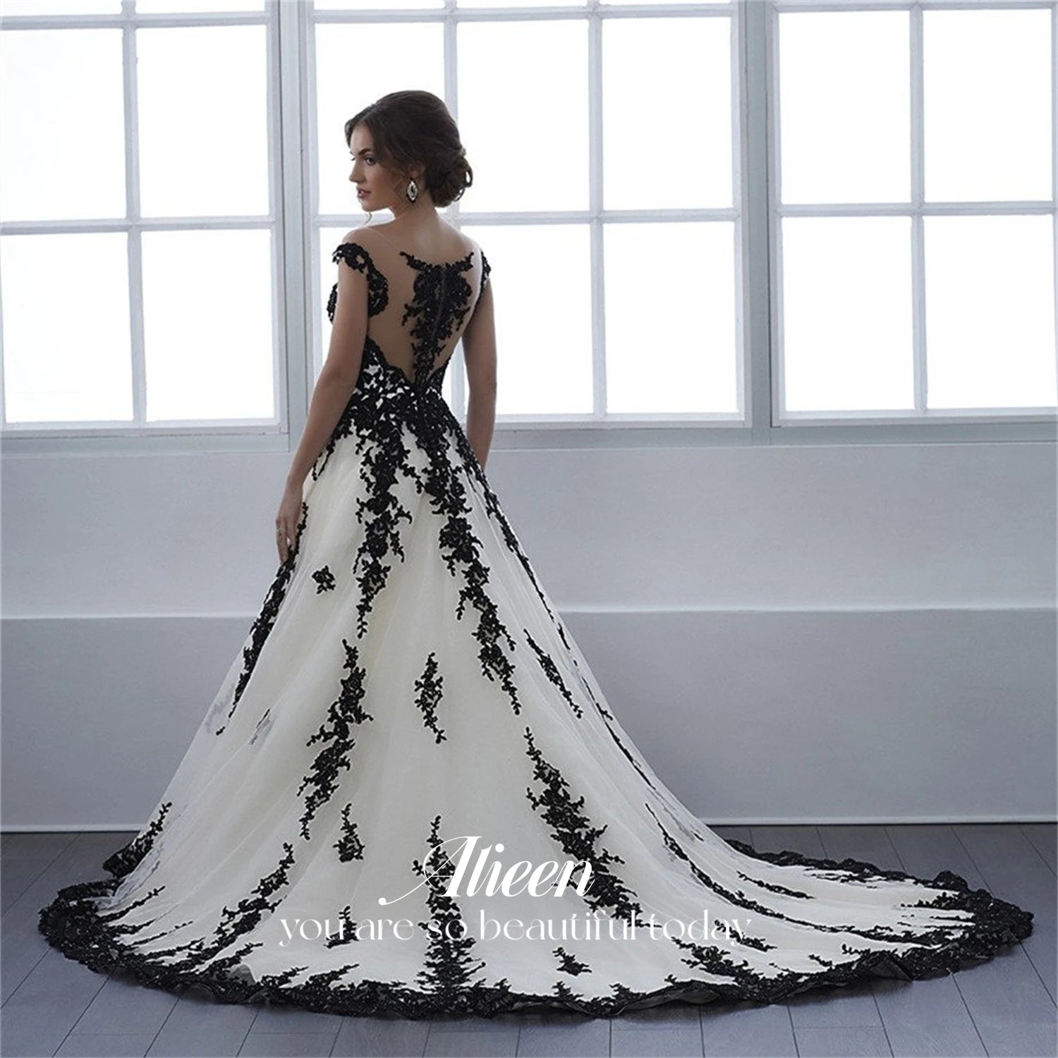 Wedding Dress Gala Dresses Woman Customized for Party Dresses for Prom Line A Black Decal White V Collar Evening Gown Luxury Main image