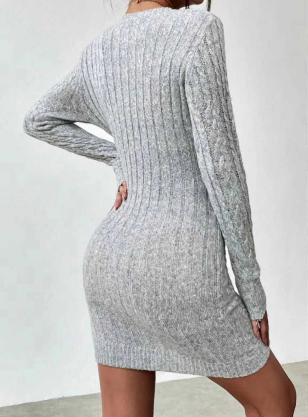 Spice Girl niche temperament slim knit crew neck dress Women's new autumn and winter slim base with short skirt