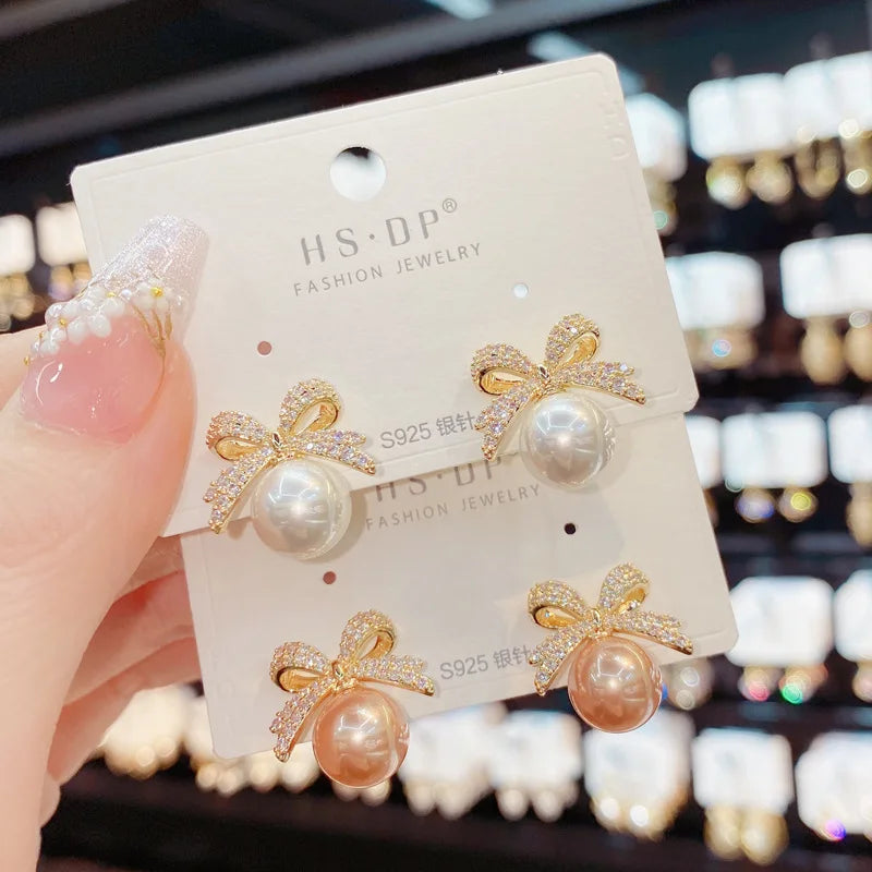 Sparkling Rhinestone Bow Pearl Stud Earrings Light Luxury Fashion Jewelry Women Gifts Wedding Birthday Secondary image