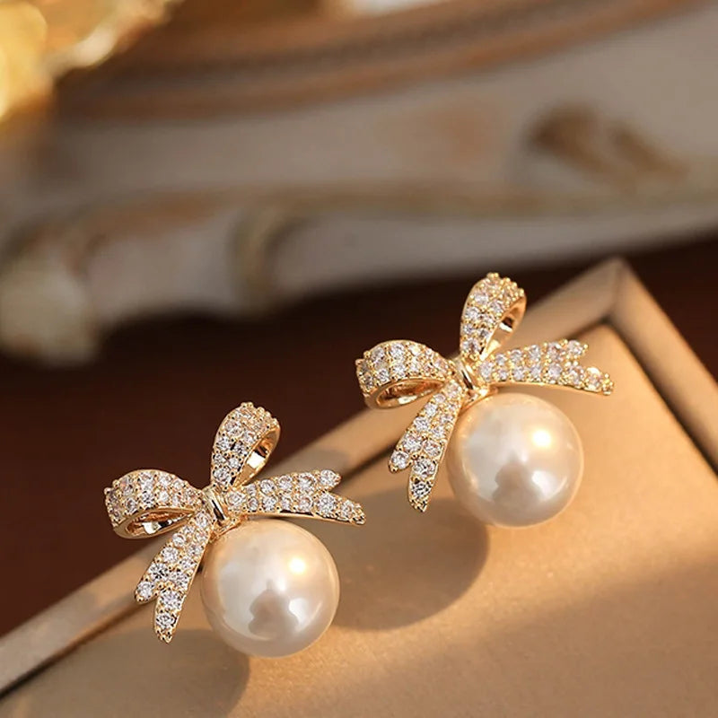 Sparkling Rhinestone Bow Pearl Stud Earrings Light Luxury Fashion Jewelry Women Gifts Wedding Birthday Main image