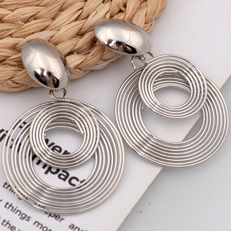 Trendy Big Round Statement Earrings for Women Golden Silver Color Metal Geometry Dangle Drop Earrings European Simple Jewelry Secondary image