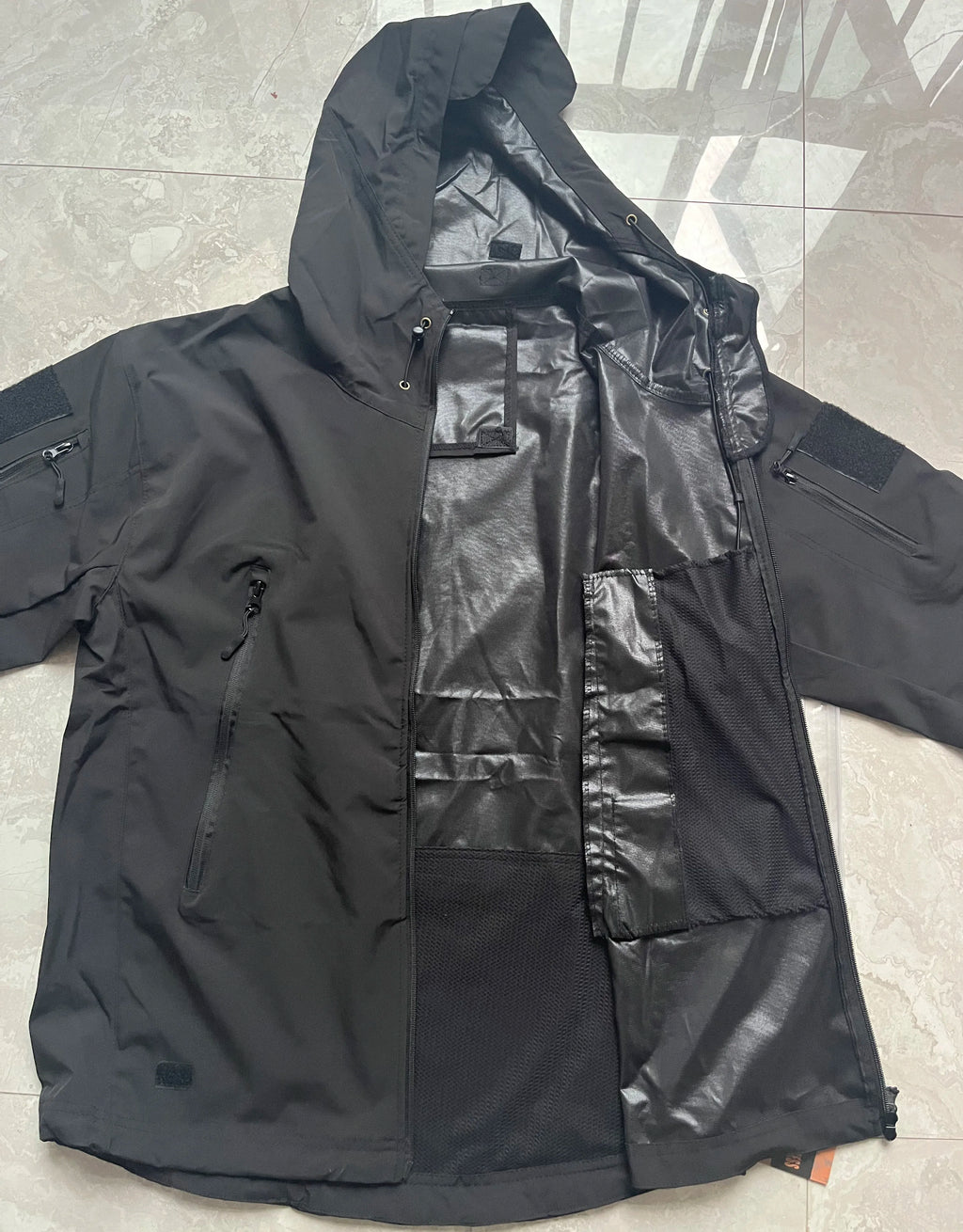 TRAF 2024 New Fashionable Shark Skin Soft Shell Jacket Men's Tactical Windproof Waterproof Jacket Men's Jacket Hooded Jacket
