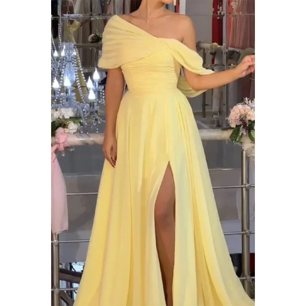 Saudi Arabia Sexy Yellow Prom Dresses for Women 2026 Pleated Chiffon Evening Gown Floor Length Formal Occasion Dress Customized Main image