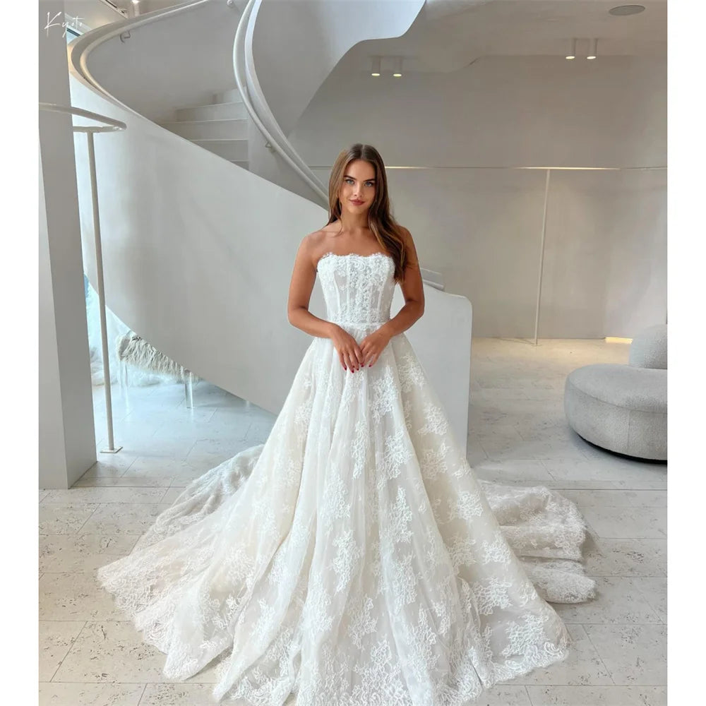 Kyoto Customized Ivory Lace Appliques Sleeveless Wedding Dress A-line Button Back vestidos de novia Chapel Train Evening Dresses Main image