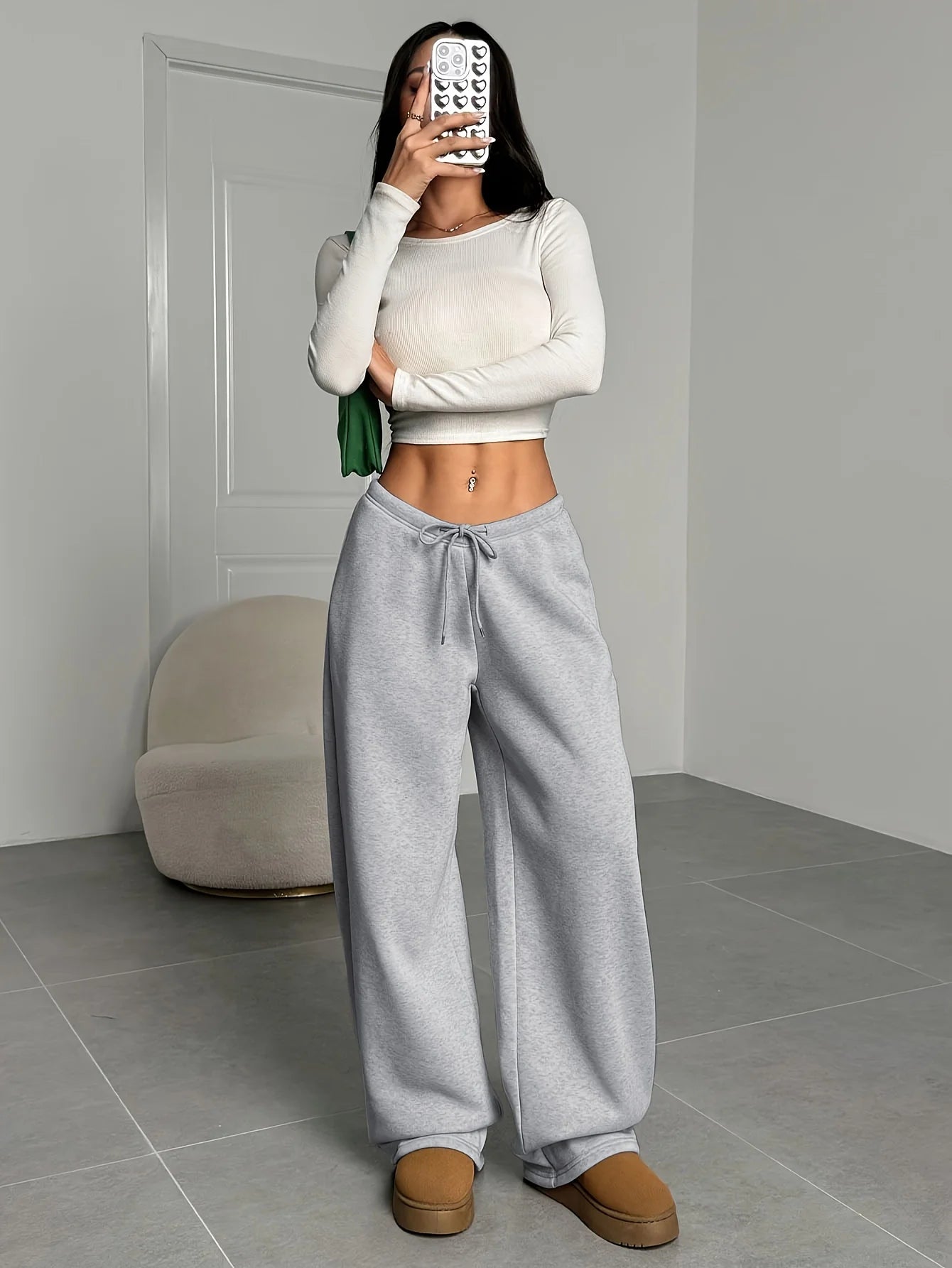 Ladies' Casual Simple Solid Color Loose Wide Leg Autumn and Winter Sweatpants Are Comfortable and Warm, Suitable for Daily Wear Main image