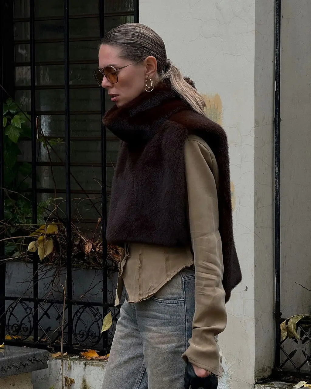 Solid Faux Fur Vest Crop Top Women Fashion Turtleneck Fluffy Short Tank Tops 2025 Winter Female Elegant Sleeveless Jacket Coat