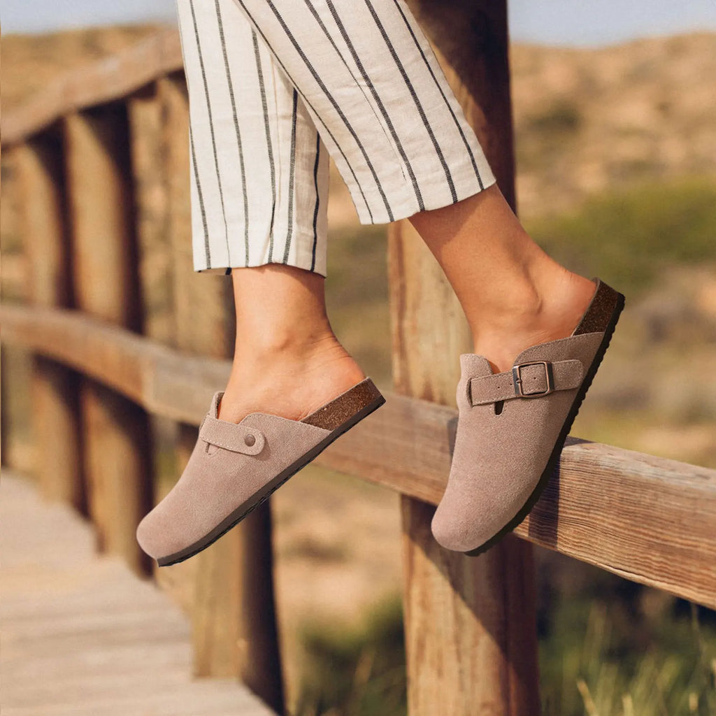 Comwarm Fashion Men's Suede Mules Slippers New Women Clogs Cork Insole Sandals With Arch Support Outdoor Beach Slides Home Shoes