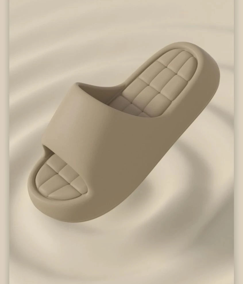 Unisex Bathroom Slippers Cloud Cushion Slides Summer Flat Sandals Thick Platform Shoes Man Indoor Non-Slip Couple Flip Flops