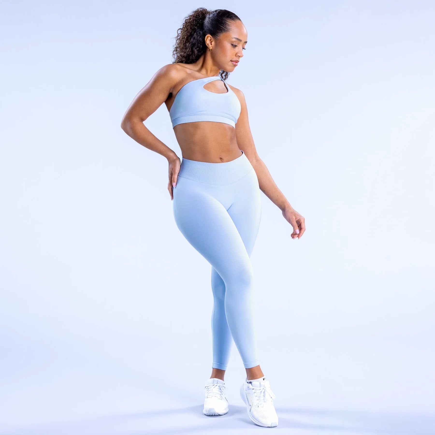 Seamless Activewear Set – Sports Bra & High Waist Leggings