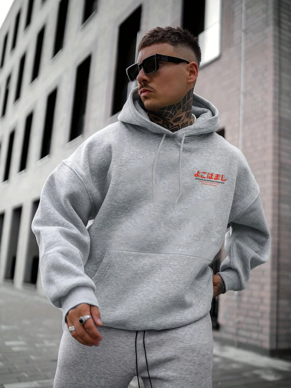 Men's autumn and winter casual fashion loose Tokyo pattern printed long sleeved hooded sweatshirt warm pullover