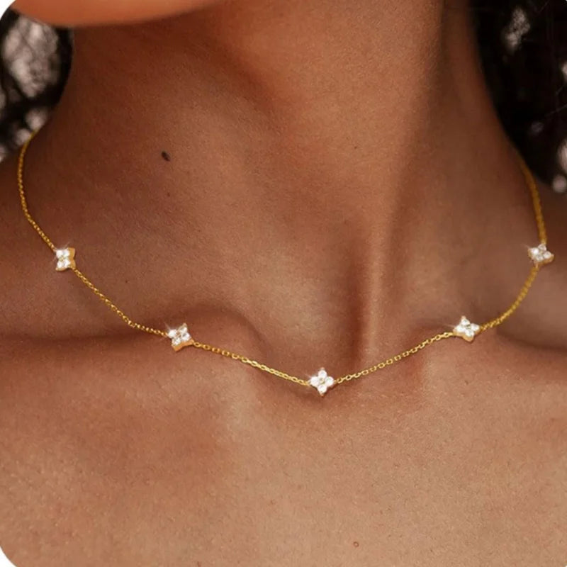 Gorgeous Four-leaf Flower Inlaid Zircon Chain Necklace for Women Elegant Luckly Choker Party Jewelry Birthday Gifts Main image