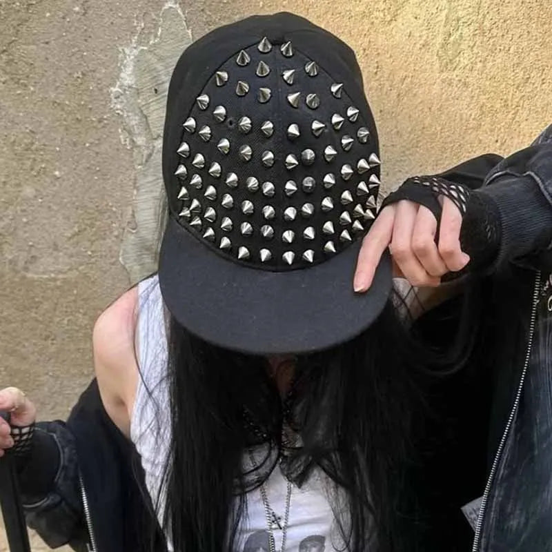 Street style rivet baseball cap for men and women,sun protection hat suitable for outdoor sports in spring and summer,adjustable Secondary image