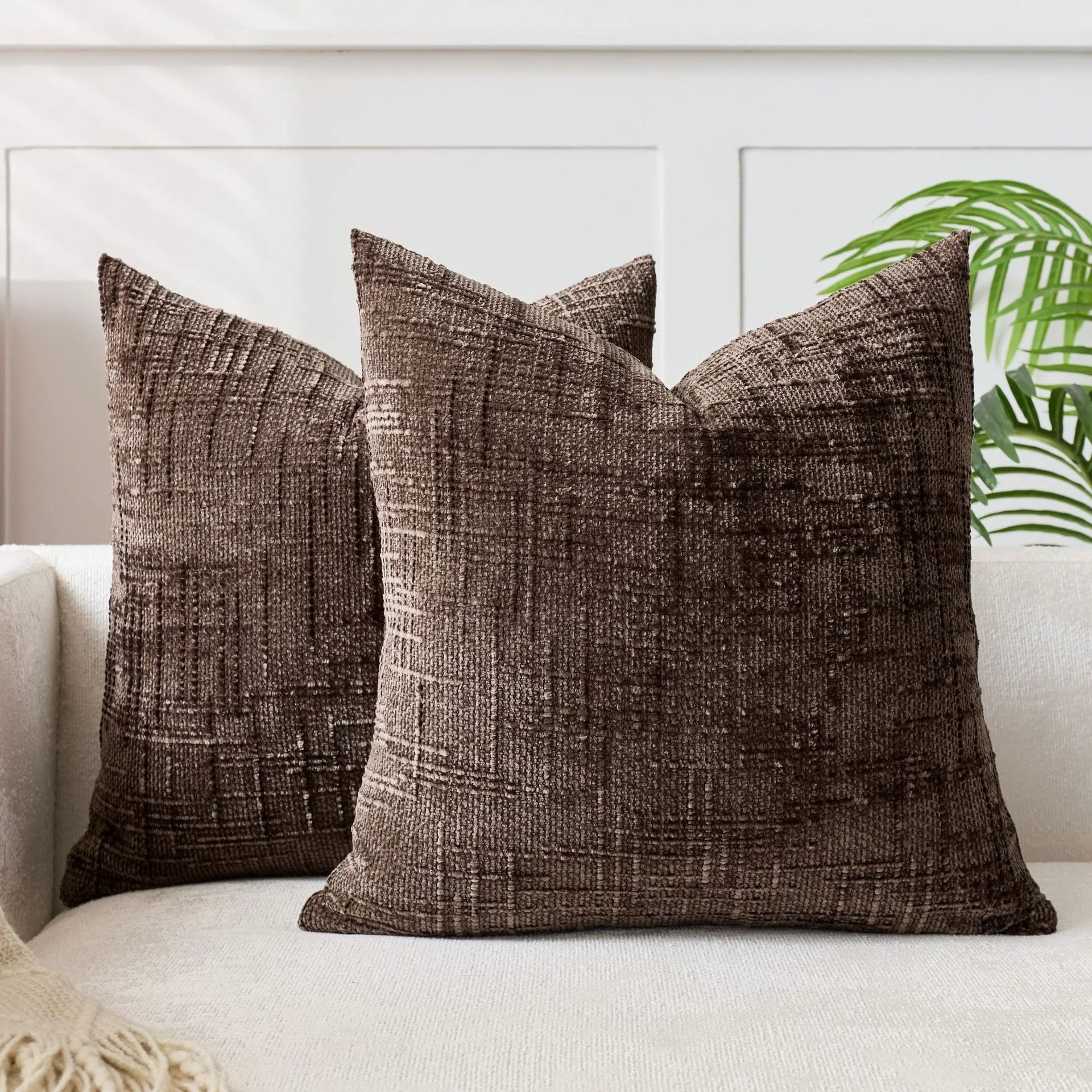 1Pcs Boho Soft Chenille Textured Home Decor Throw Pillow Covers 18x18in Farmhouse Cushion Covers for Spring Summer Fall Winter