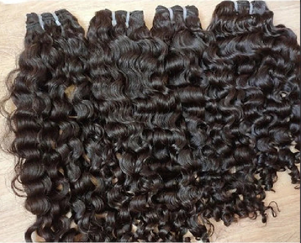 Raw Loose Curly Bundles Indian Human Hair 12A Grade Cuticle Aligned Wavy Human Hair Extensions Weft Big Spiral Curl Hair Bundle