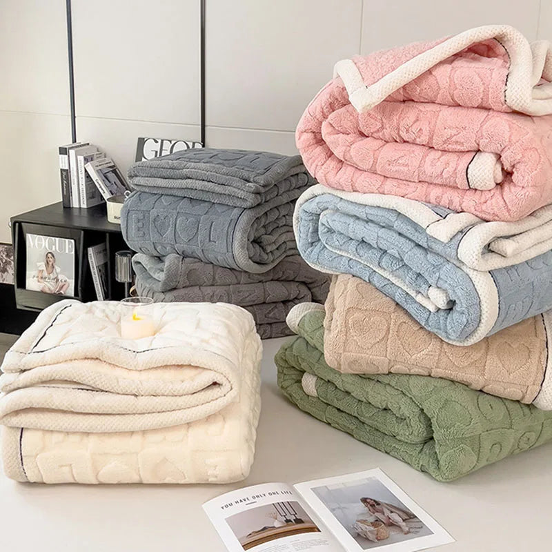 Solid Color Taffeta Velvet Carved Blanket Thick Double-Sided Plush Multifunctional Blanket Office Nap Quilt for All Seasons