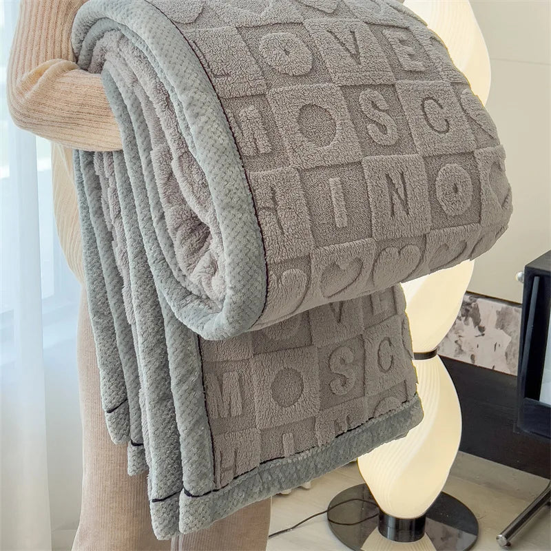 Solid Color Taffeta Velvet Carved Blanket Thick Double-Sided Plush Multifunctional Blanket Office Nap Quilt for All Seasons