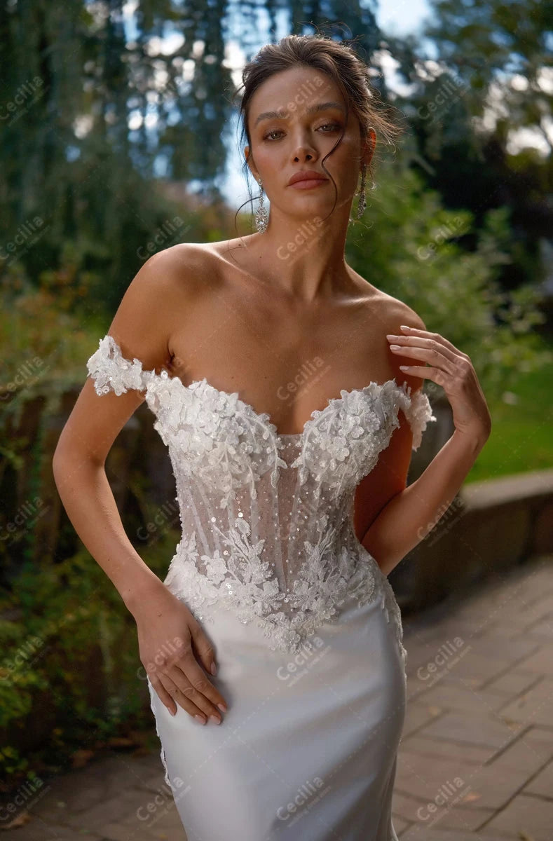 Vintage Wedding Dresses Satin Bridal Gowns Lace Appliques Off The Shoulder Robes Sweep Train Vestidos De Novia Customized 2026