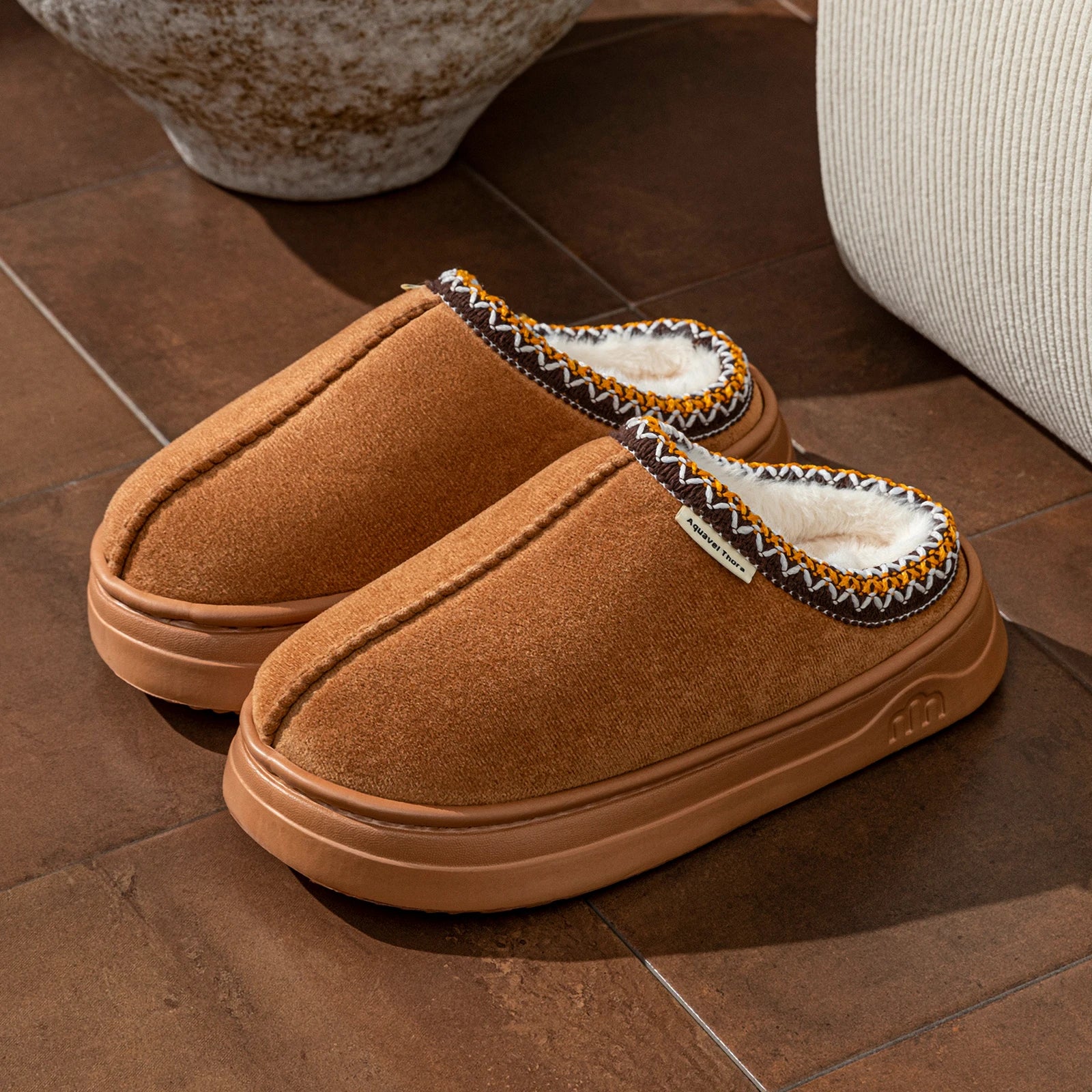 Winter Women's Slippers Boots Fashion Fuzzy Fur Anti-slip Soft Sole Outdoor Indoor Warm Comfort Men Plush Houseshoes Couple Secondary image