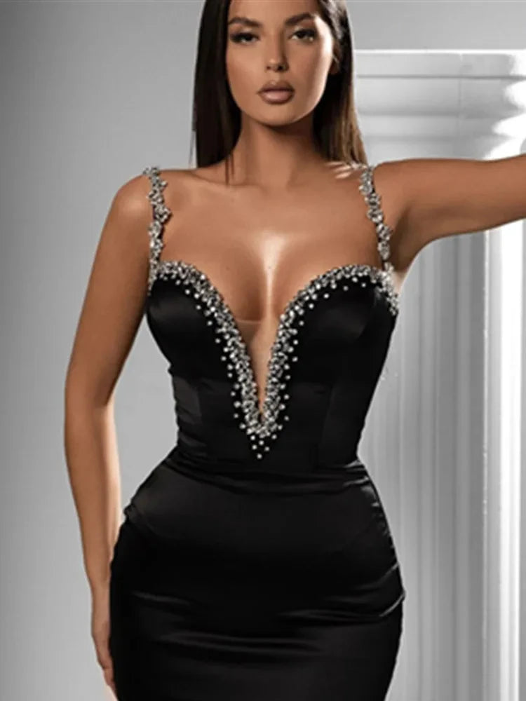 Women's Sexy V Neck Beading Diamonds Black Mini Bodycon Bandage Dresses 2024 Summer Fashion Elegant Evening Cocktail Party Dress
