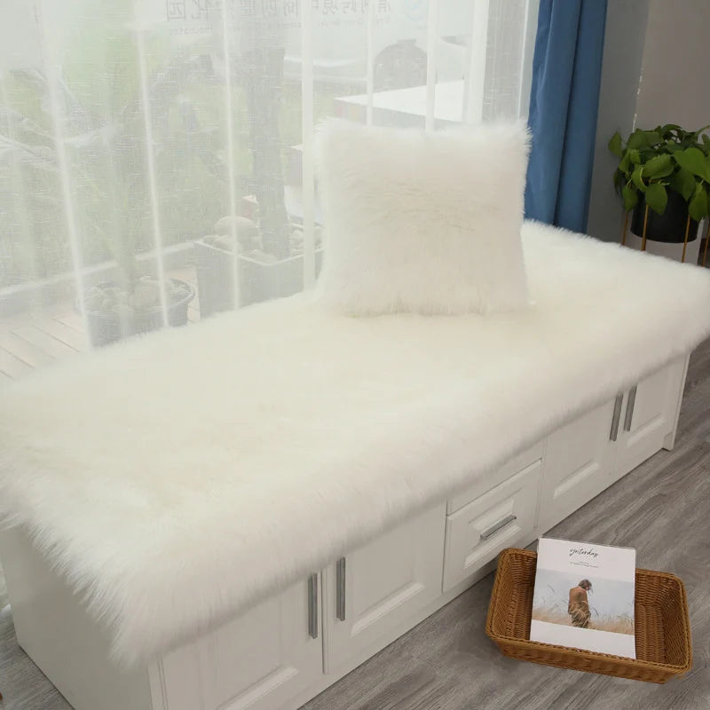Luxury Faux Sheepskin Carpet Modern Living Room Home Decor Imitation Wool Mat Balcony Window Cushion Kids Bedroom Rug White Gray