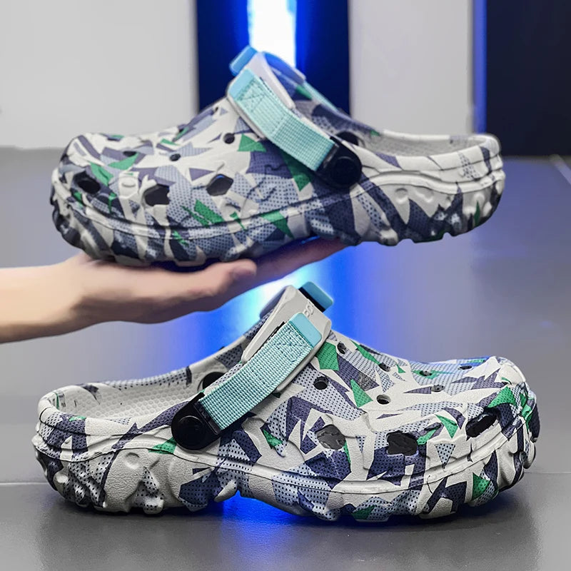 New Men's Clogs Slippers Sandal Men Garden Shoes Flat Camouflage Sandals Male Sneakers Outdoor Flip Flops Home Clogs Secondary image