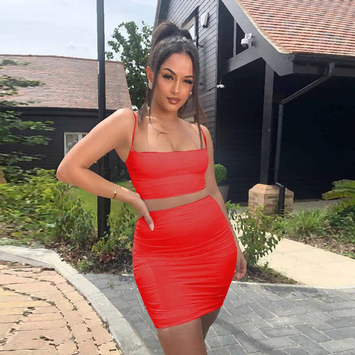 Women's New Sexy Sleeveless Strap Small Tank Top Short Top Fashion Wrinkle Bag Hip Skirt Two Piece Set