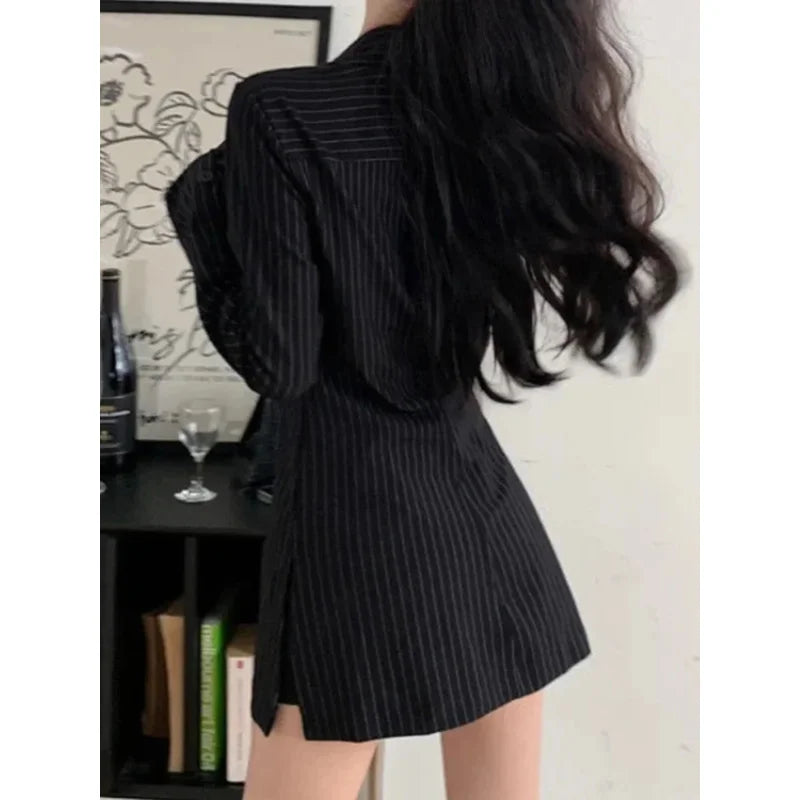 Striped Shirts for Women Turn-down Collar Long Sleeve Blouses Spring 2025 New Fashion Single Breasted Female Shirts