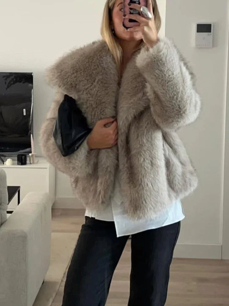 HXAO 2024 Woman Autumn Winter Faux Fur Coat Plush Fluffy Women's Jacket New in Outerwears White Red Gray Black Wool Blends Coats